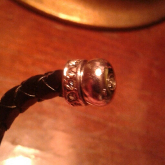 Premier Design black Leather cuff bracelet - Picture 6 of 8